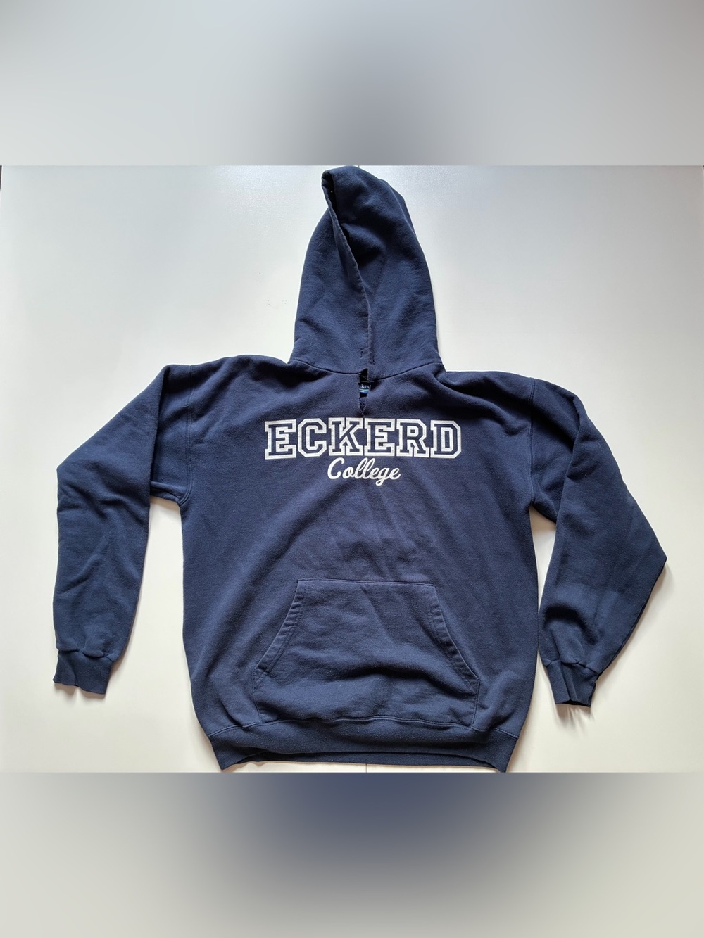 Eckerd College Navy Hoodie - Classic Pullover - Size Medium